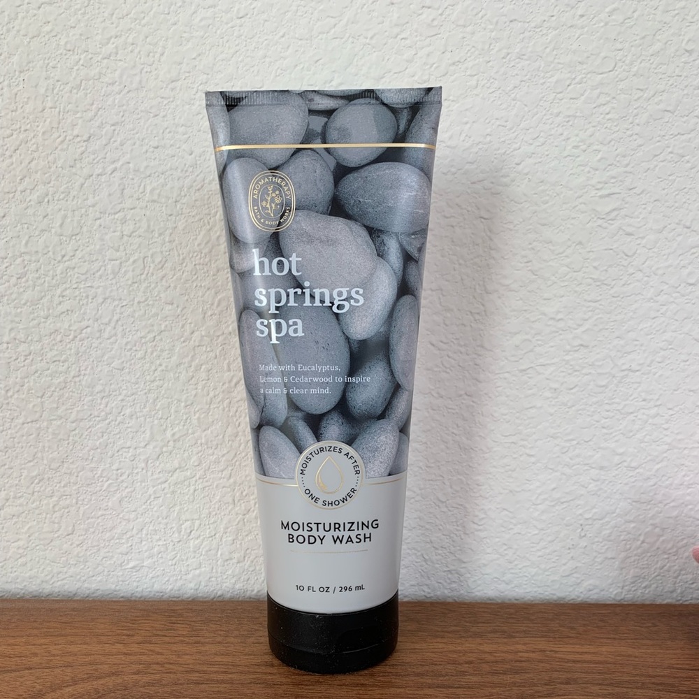 NEW Bath and Body Works Hot Spring Spa Body Wash